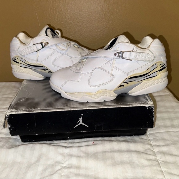 Jordan 8 Retro Low White/Chrome-Met Silver Sneakers Size 10.5